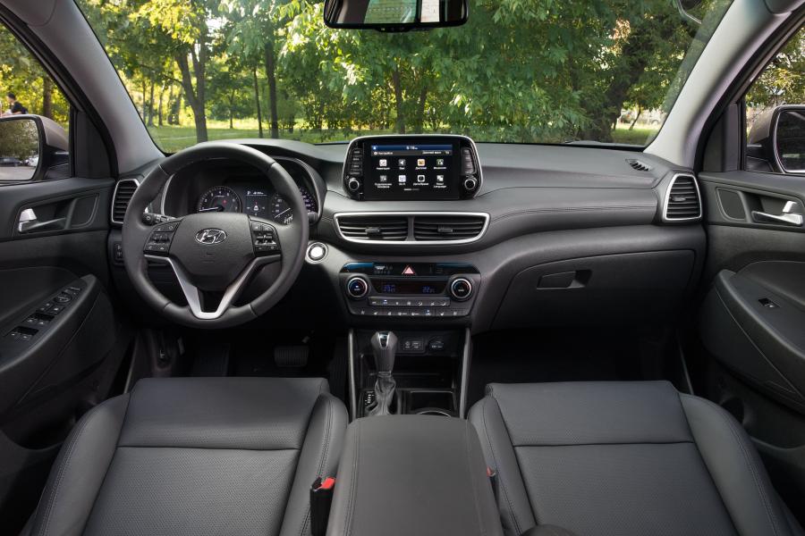 Торпедо Hyundai Tucson (TL) 2018 года  (CIS) (фото 6 из 40)